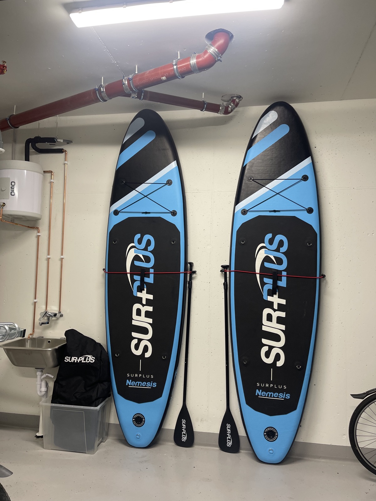 Paddleboards tilgjengelig for utleie